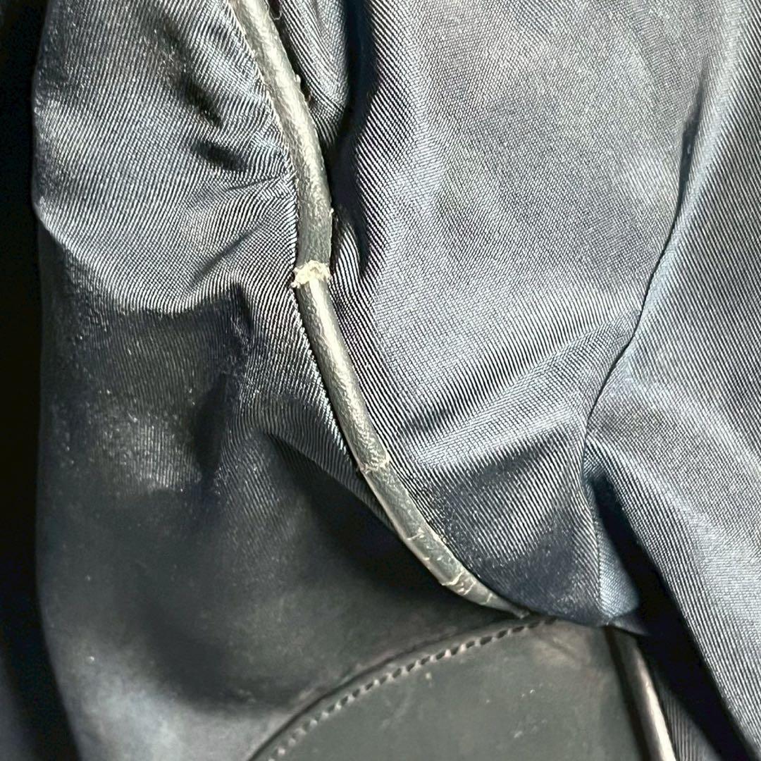 プラダ　ボストンバッグ　南京錠　鍵付き　テスートナイロン × レザー ネイビー