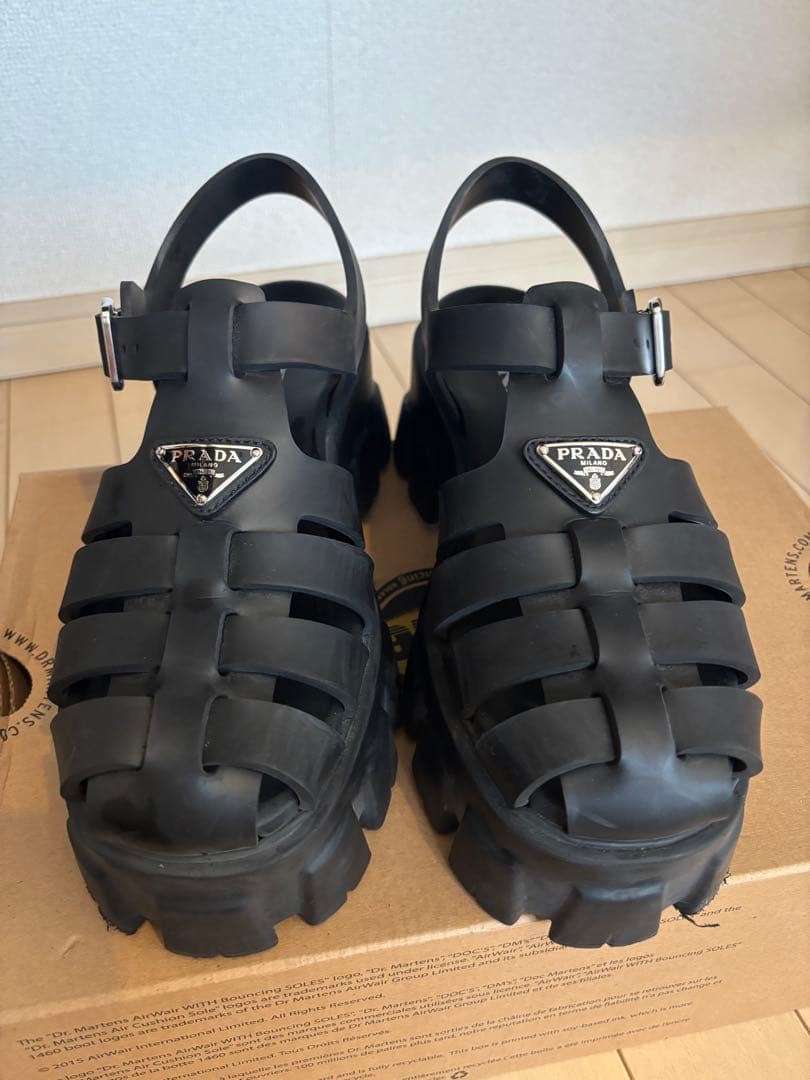PRADA ブラック厚底サンダル　サイズ:37