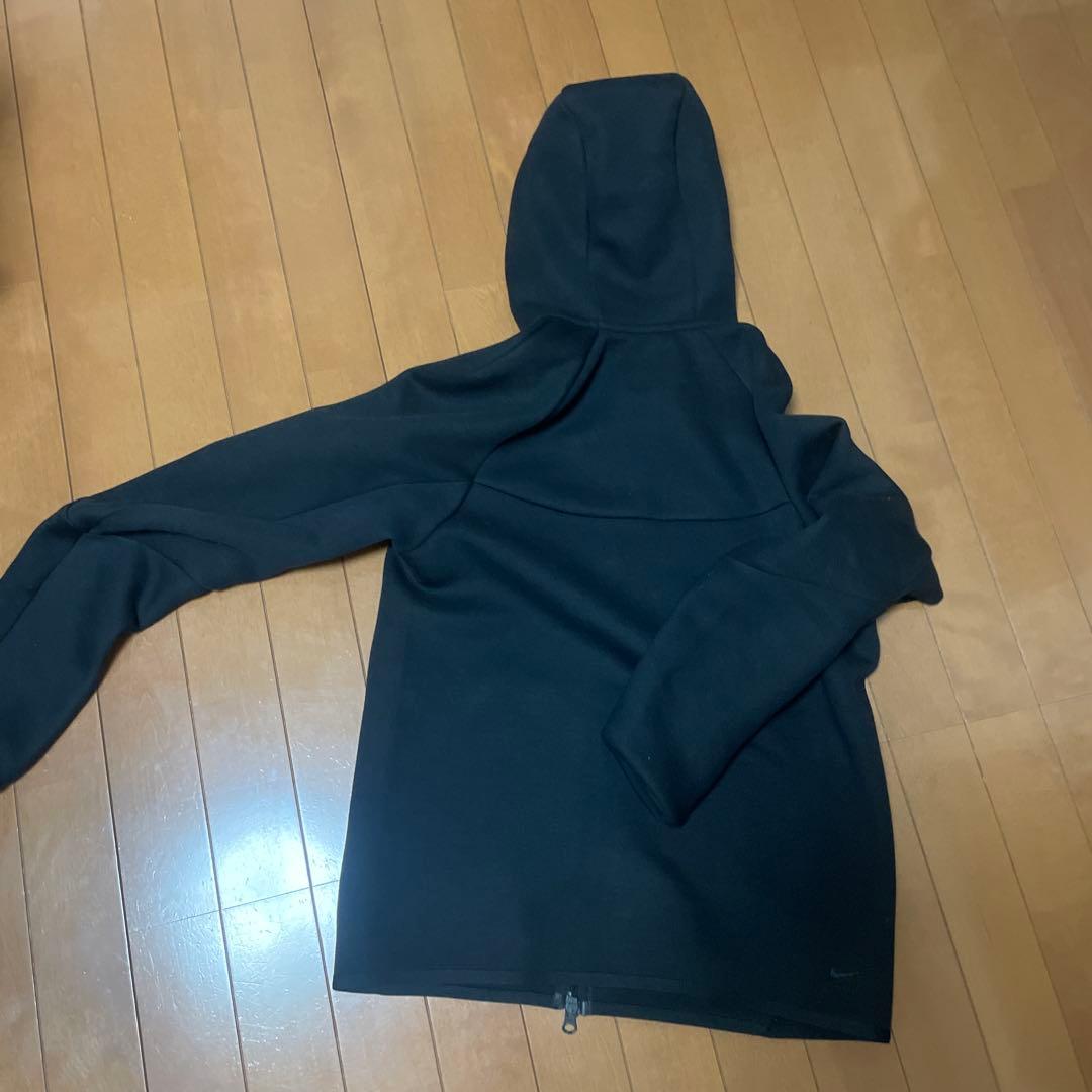 NIKE テックフリースS