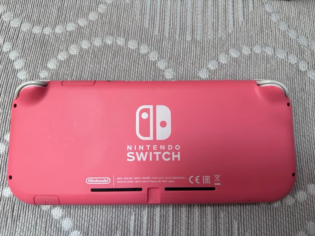 Switchライト　コーラル　箱付き　SDカード付き