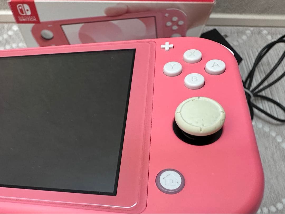 Switchライト　コーラル　箱付き　SDカード付き