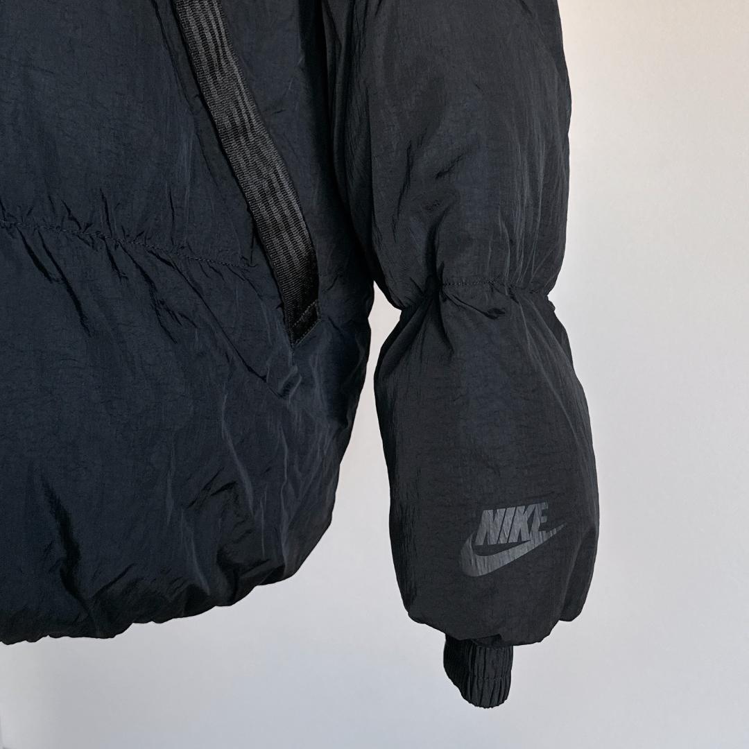 NIKE フード付き ブラック ダウンジャケット L