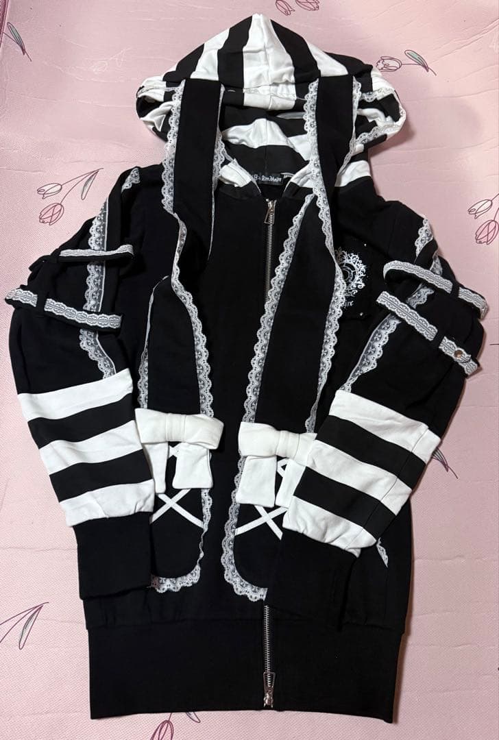 DimMoire グルーミー　汎用うさぎパーカー Black&White