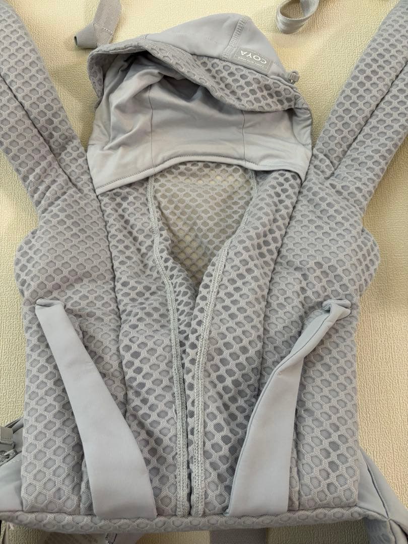 Cybex Coya Carrier グレー