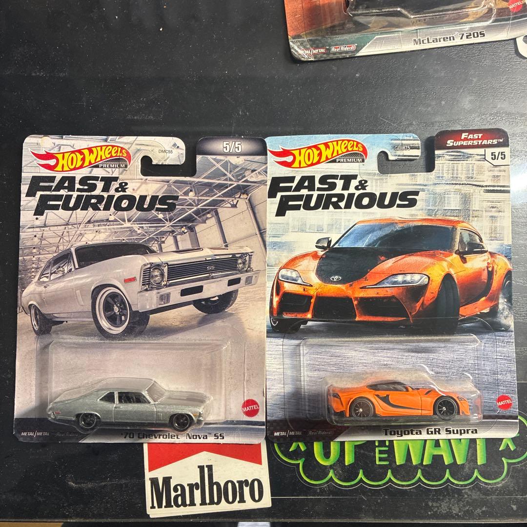 ホンダS2000ピンク、R34ブルー、エクリプスグリーン、rx7赤　スヌープT