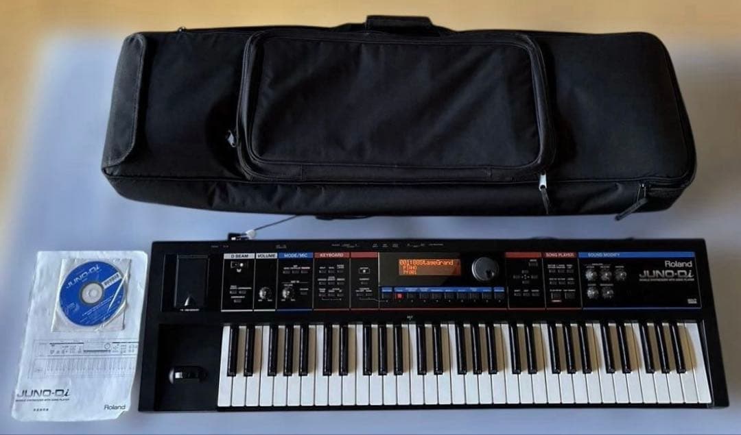 Roland JUNO-Di 61鍵 ケース付き 動作品 付属あり