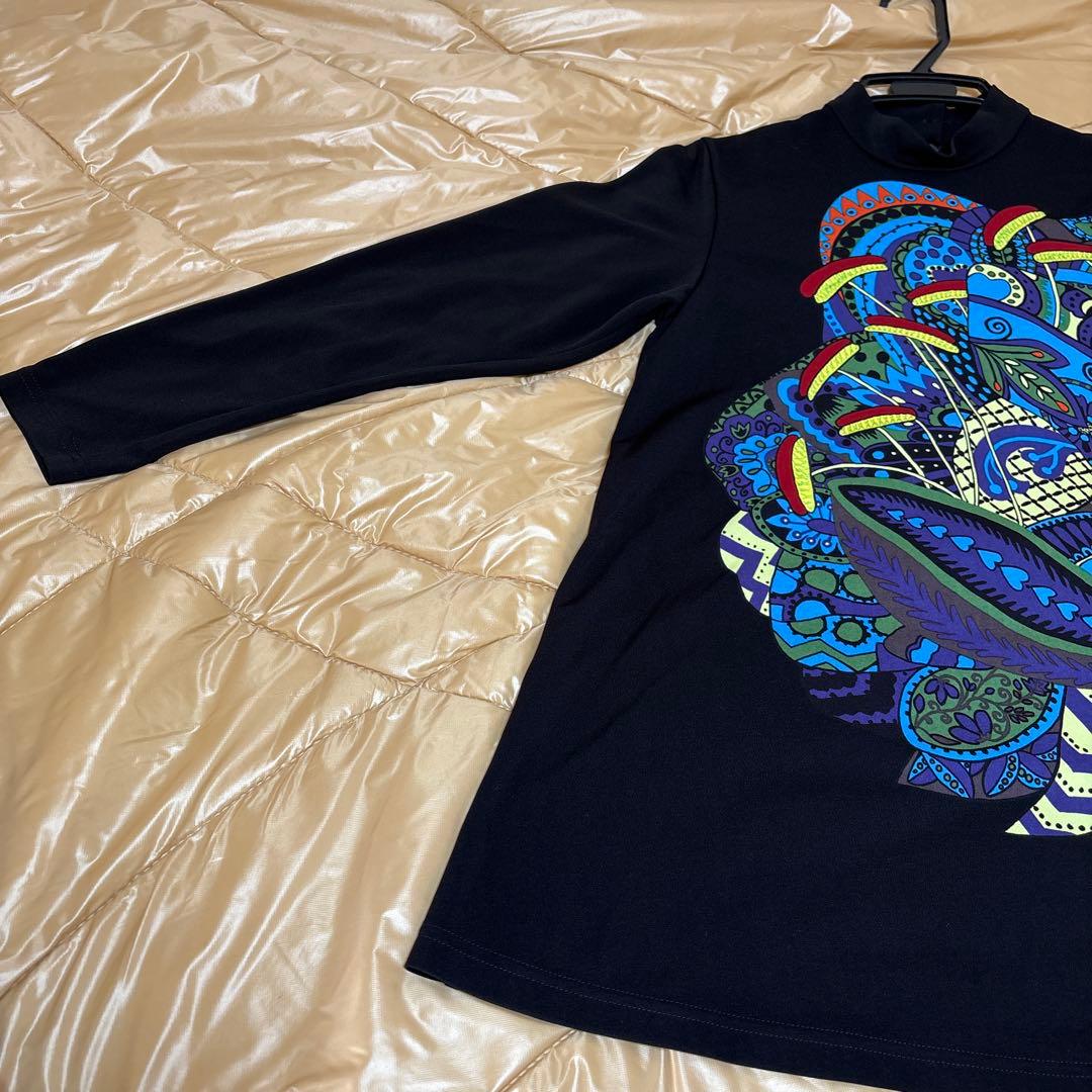 【未使用に近い】✨トクコプルミエヴォル✨黒地にダイナミックな柄の長袖チュニック❣️