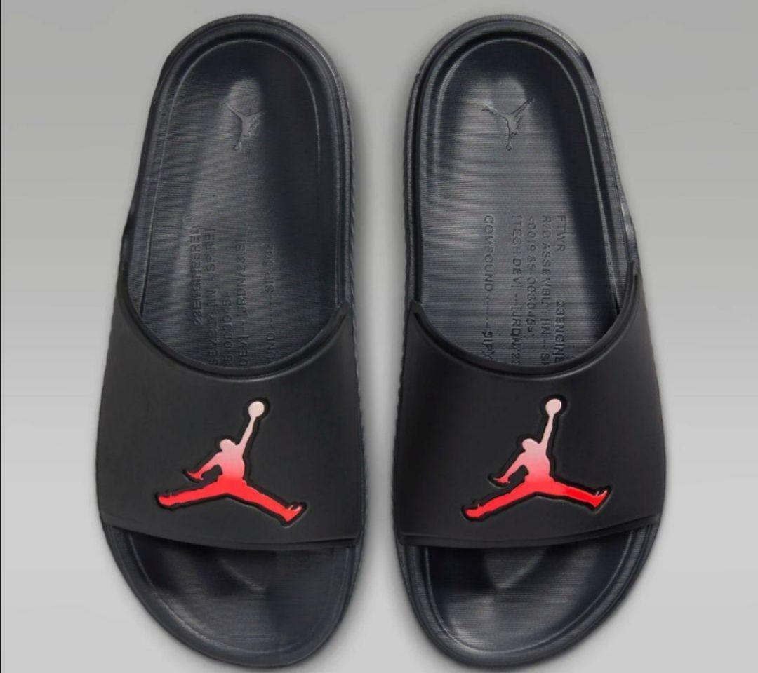 K*様 ★新品★JORDANＸＰＳＧパリ・サンジェルマンFCサンダルスライド★黒