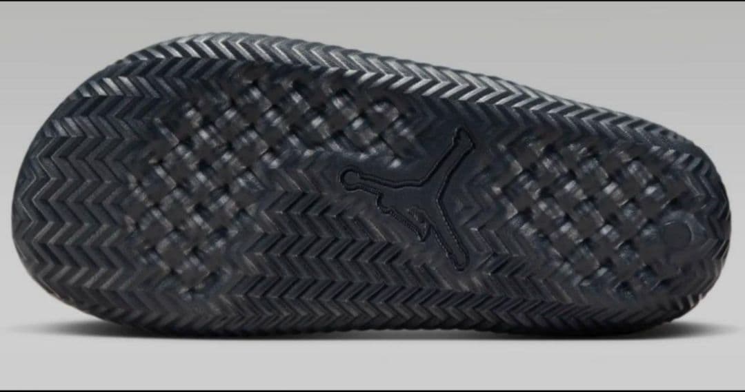 K*様 ★新品★JORDANＸＰＳＧパリ・サンジェルマンFCサンダルスライド★黒