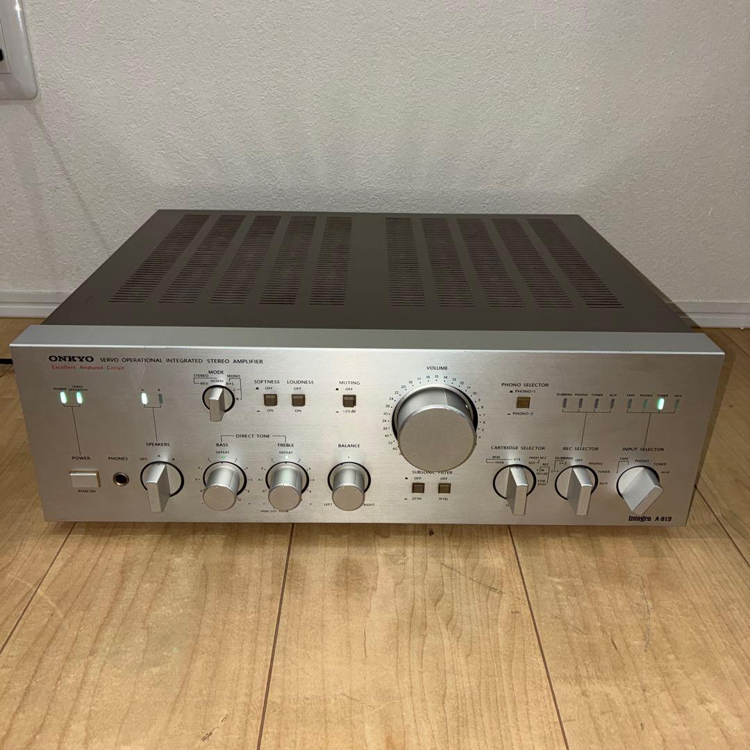 名機　onkyo A-819プリメインアンプです いい音です！！