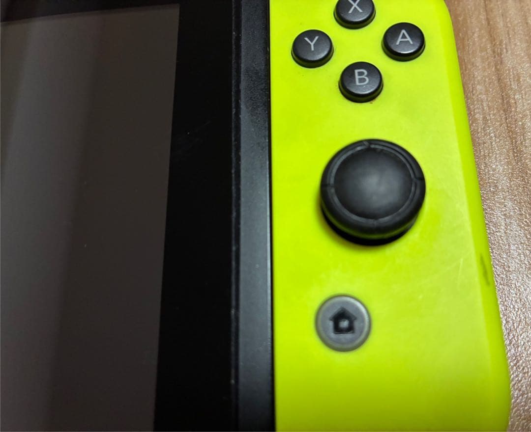 Nintendo Switch 本体 イエロー　ジョイコン付き