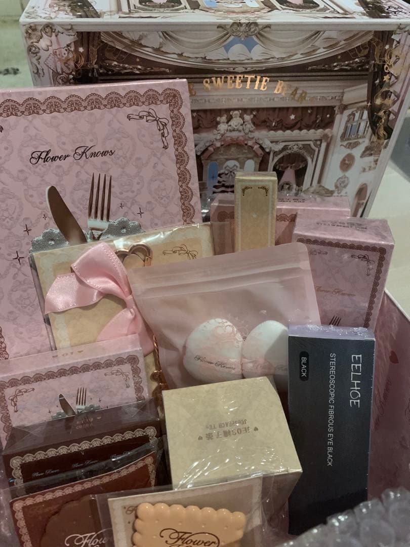 フラワーノーズスウィーティー豪華14点セット＋限定バッグ❗️ボックス訳あり