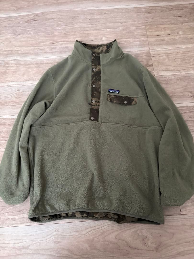 パタゴニア リバーシブルプルオーバー　グリセード　シンチラスナップt Lサイズ