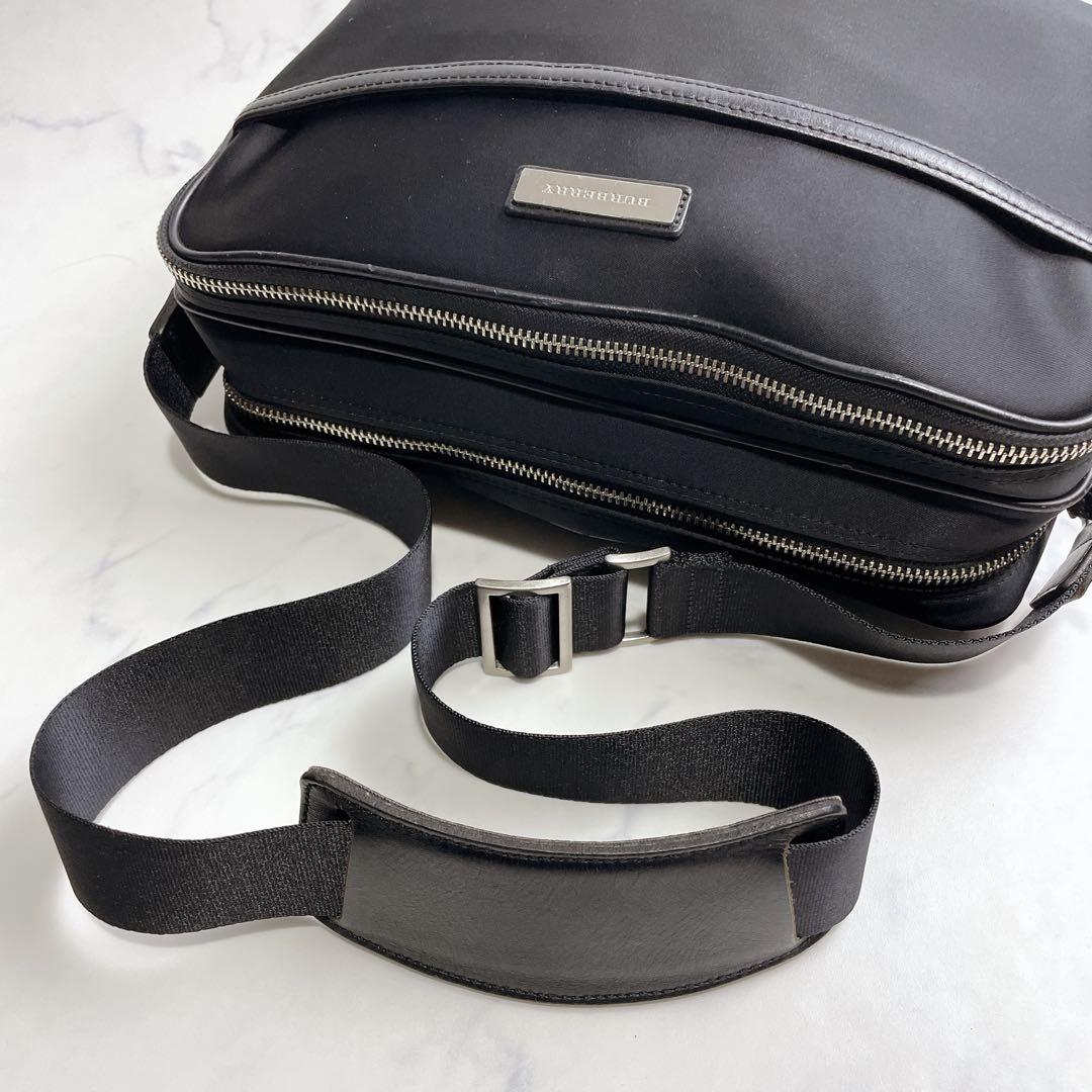 美品✨BURBERRY ショルダーバッグ 二層 ナイロン レザー ノバチェック