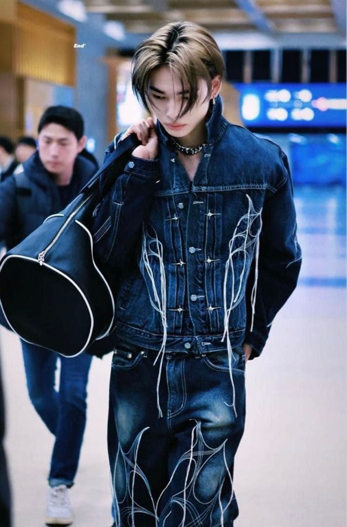 ENHYPENニキ着用thug Clubトライバルツリーデニムジャケット