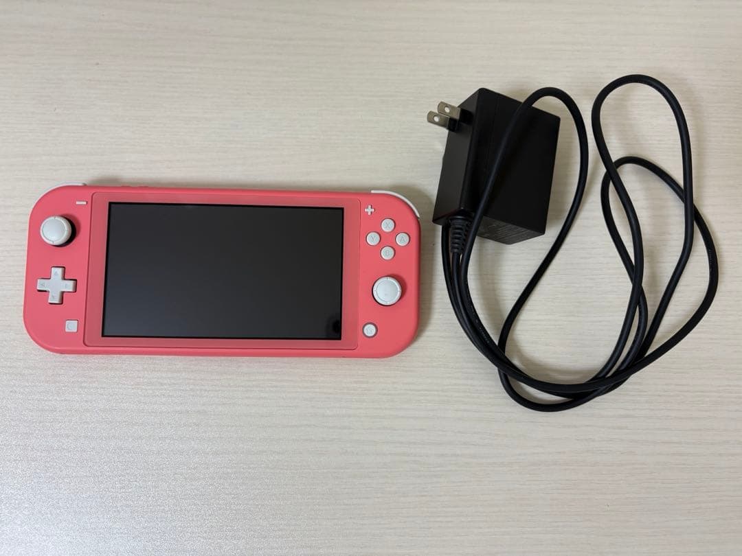 Nintendo Switch Lite スイッチライト　コーラル　本体＋充電器