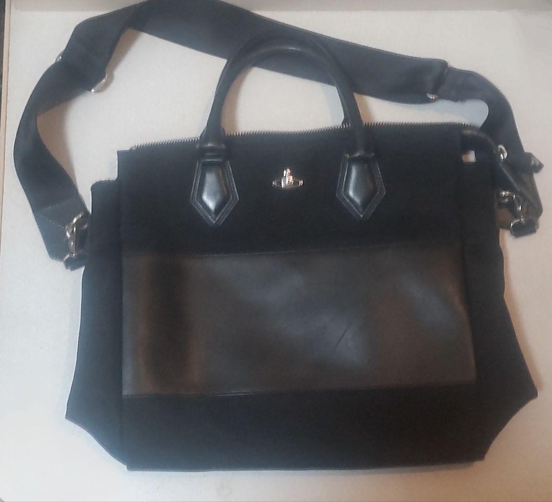 Vivienne Westwood ビジネスショルダー