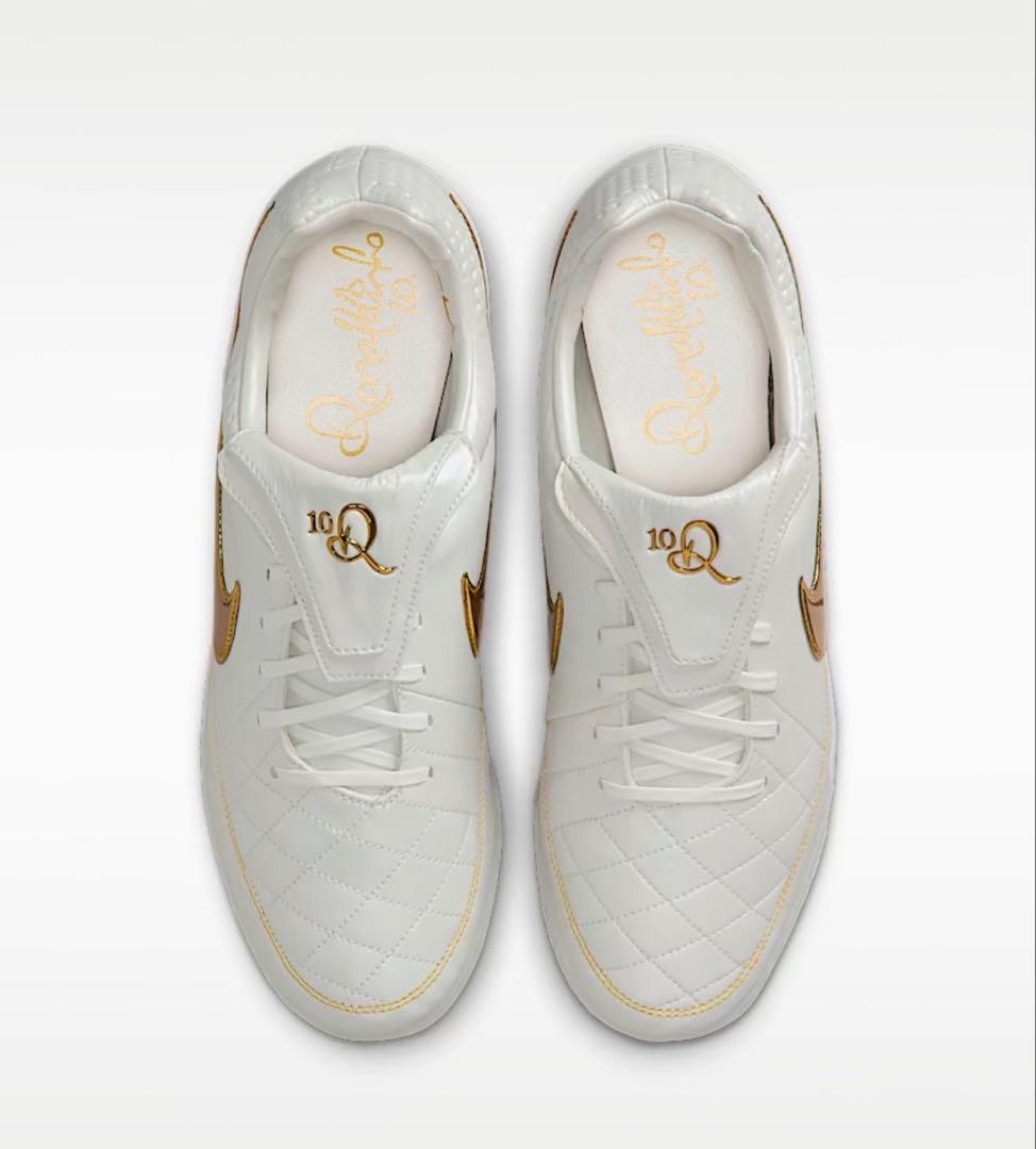 シューズ Nike Tiempo Legend \"Touch of Gold\" 24.5