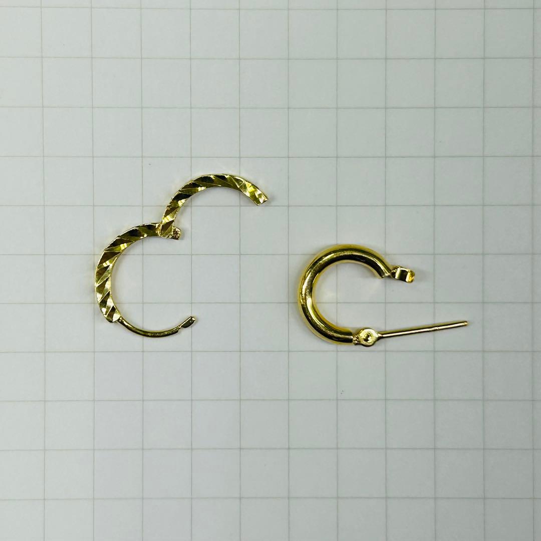 18金　デザインフープ　シンプルフープ　ピアス　片耳用　2個セット　小さめ