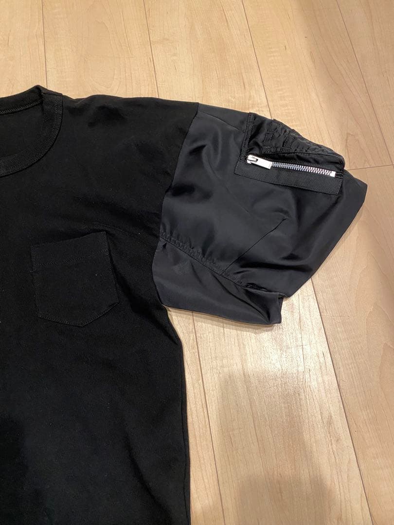 sacai 黒 パフスリーブ Tシャツ