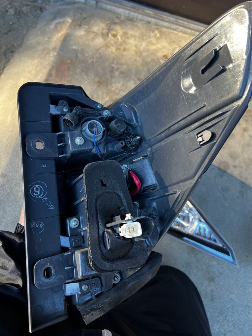 ※ヴェル8様※ヴェルファイア20後期純正テールランプ/ブラック 4個セット