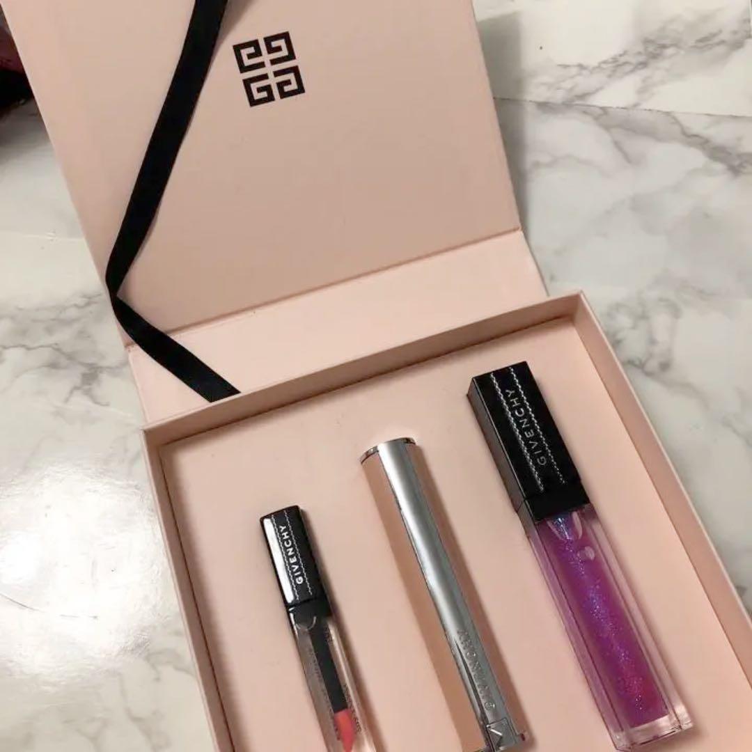 GIVENCHY グロスセット　レア！定価9130円　新品未使用品