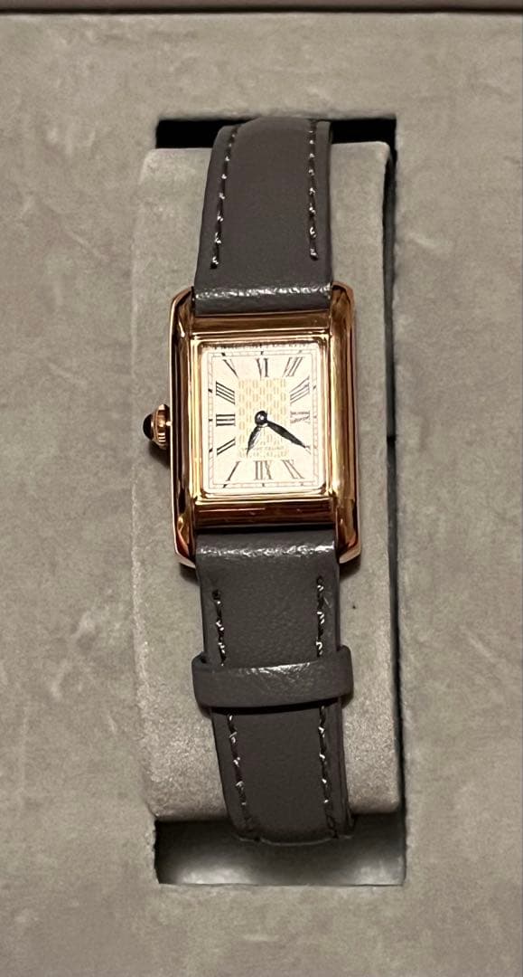 COCO美品‼️ユナイテッドアローズ　時計　グレー