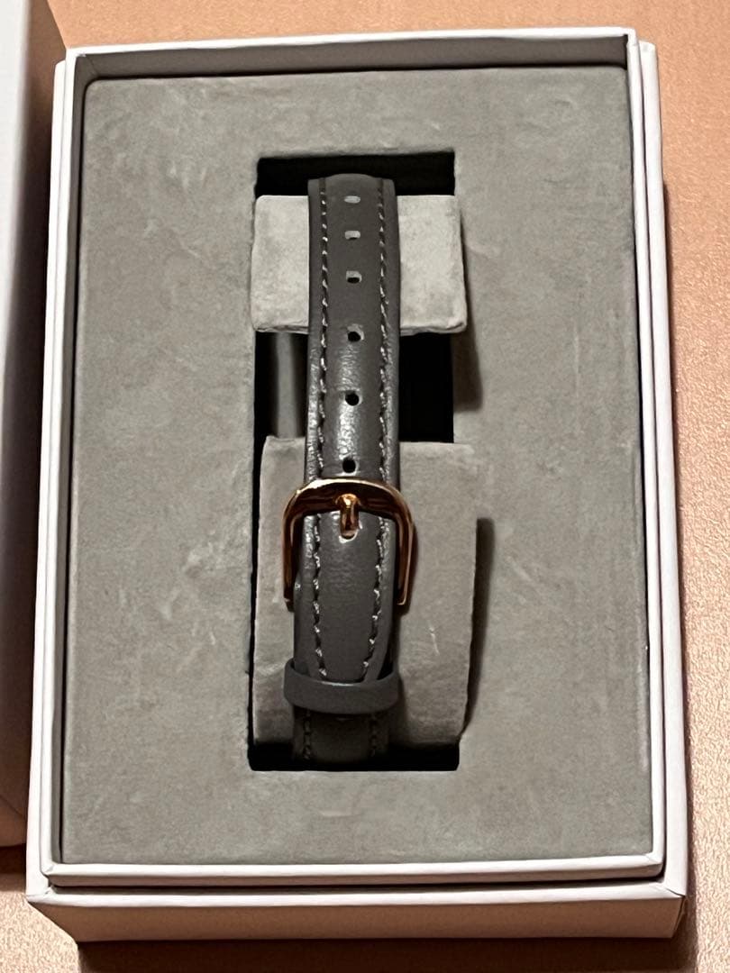 COCO美品‼️ユナイテッドアローズ　時計　グレー