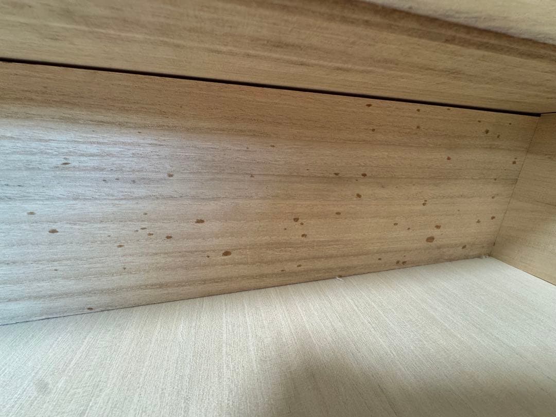 桐箪笥〜金メッキ金具付〜(着物、洋服収納可能)