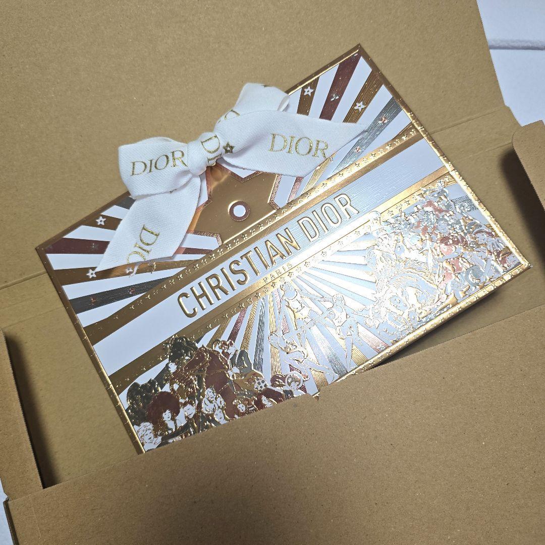 Dior♥ディオールショウ サンク クルール 151 マシュマロ 伊勢丹限定