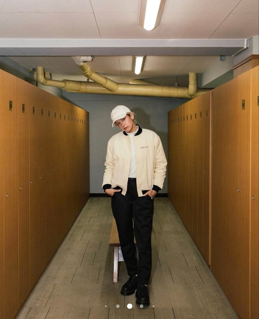 アジャスタブルパンツ　ブラック　定価18700円