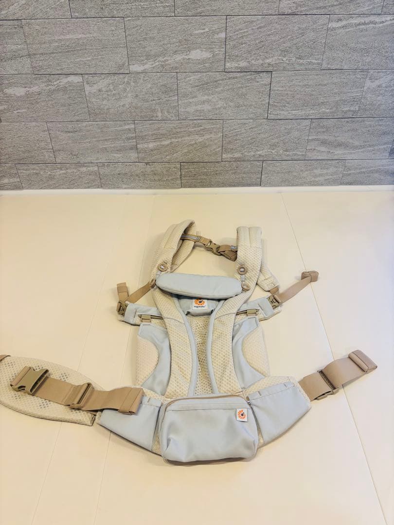 ★値下げ中★ergobaby OMNI breeze【美品・完品】