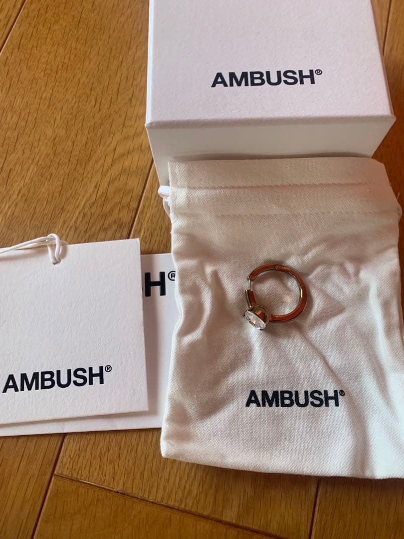 AMBUSH(アンブッシュ) SOLITALIE EARRING ゴールド