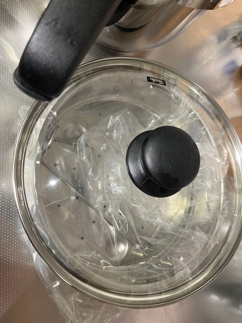 未使用フィスラーロイヤル圧力鍋　ガラス蓋付き