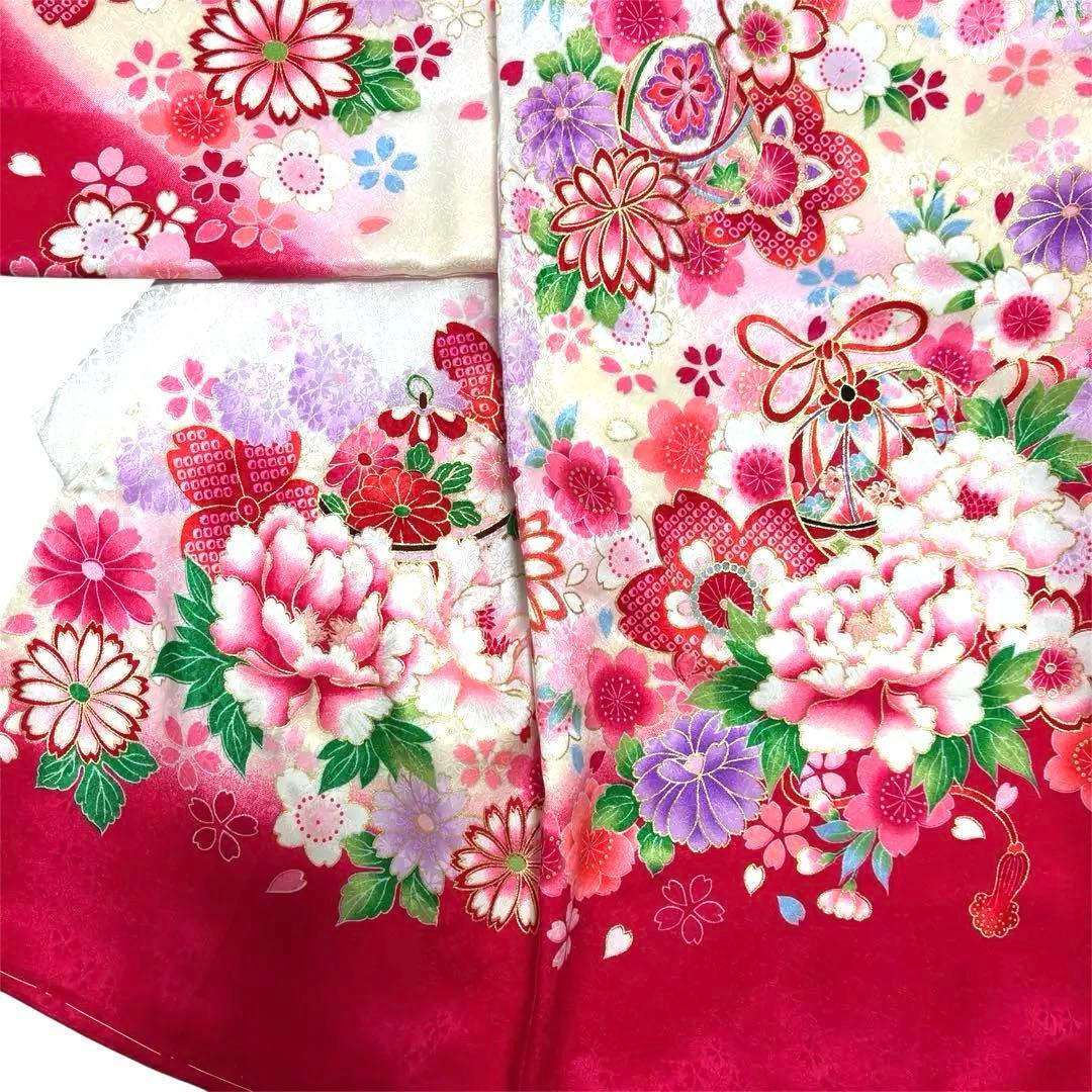 《新品》正絹 華やかな刺繍入❗️お宮参り 産着 祝着 襦袢付 新品たとう紙付 白