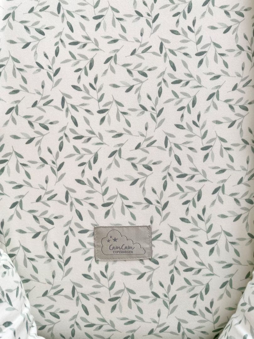 カムカムコペンハーゲンベビーネストマット/グリーンエッセンス