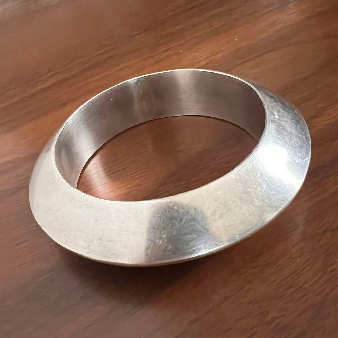 カレンシルバー　タイ　少数民族　シルバーアクセサリー　バングル　純銀