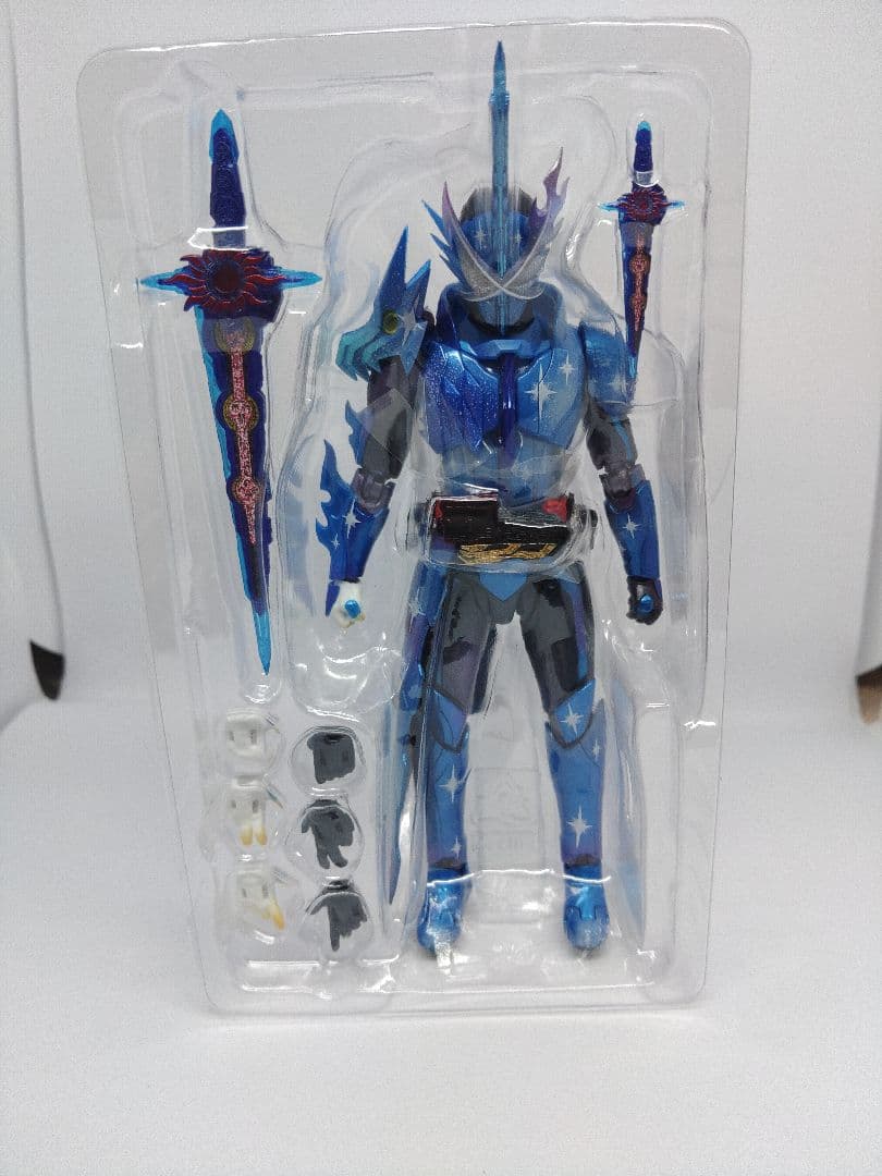 SHFiguarts 仮面ライダークロスセイバー&10聖剣セット