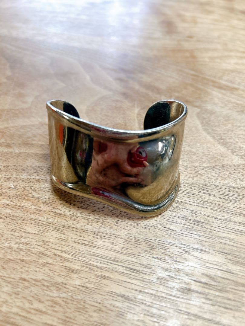 ティファニー エルサペレッティ ボーンカフ バングル ルテニウム