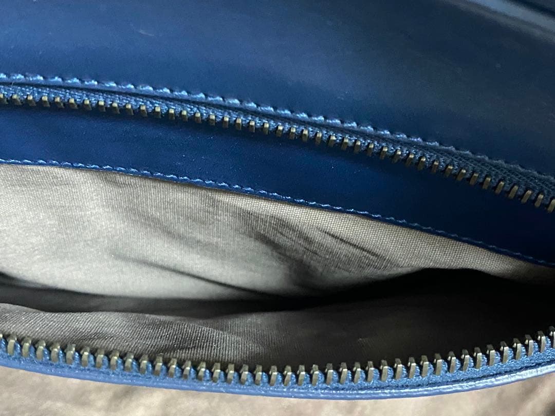 極美品　BOTTEGA Veneta メンズショルダーバッグ