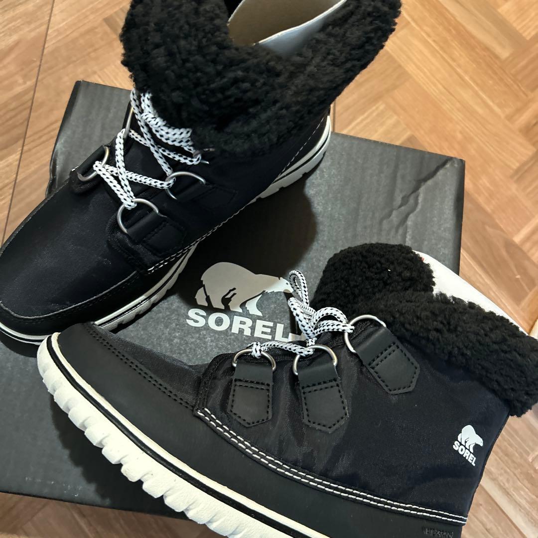 SOREL(ソレル)ブーツ7（24cm）新品