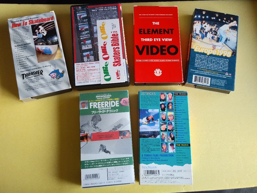 スノーボード、スケートボードのVHSテープ