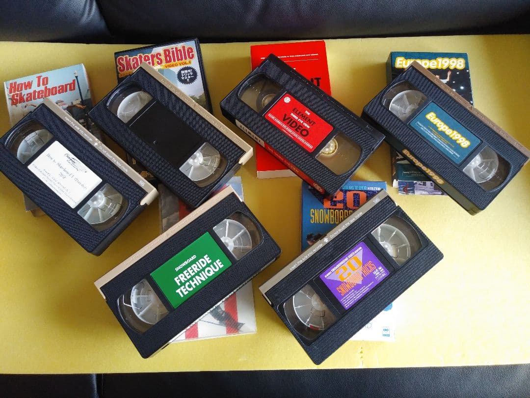 スノーボード、スケートボードのVHSテープ