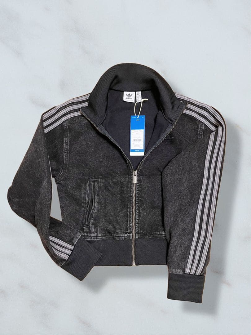 新品未使用タグ付adidas デニムトラックトップブラックデニムジャケットy2k