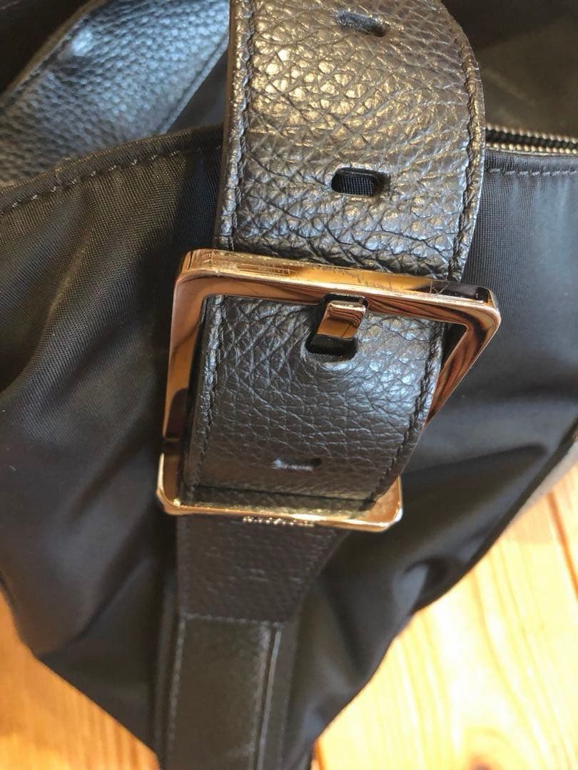 a.testoni ビジネスバッグ　バック　ショルダーバック　黒　レザー