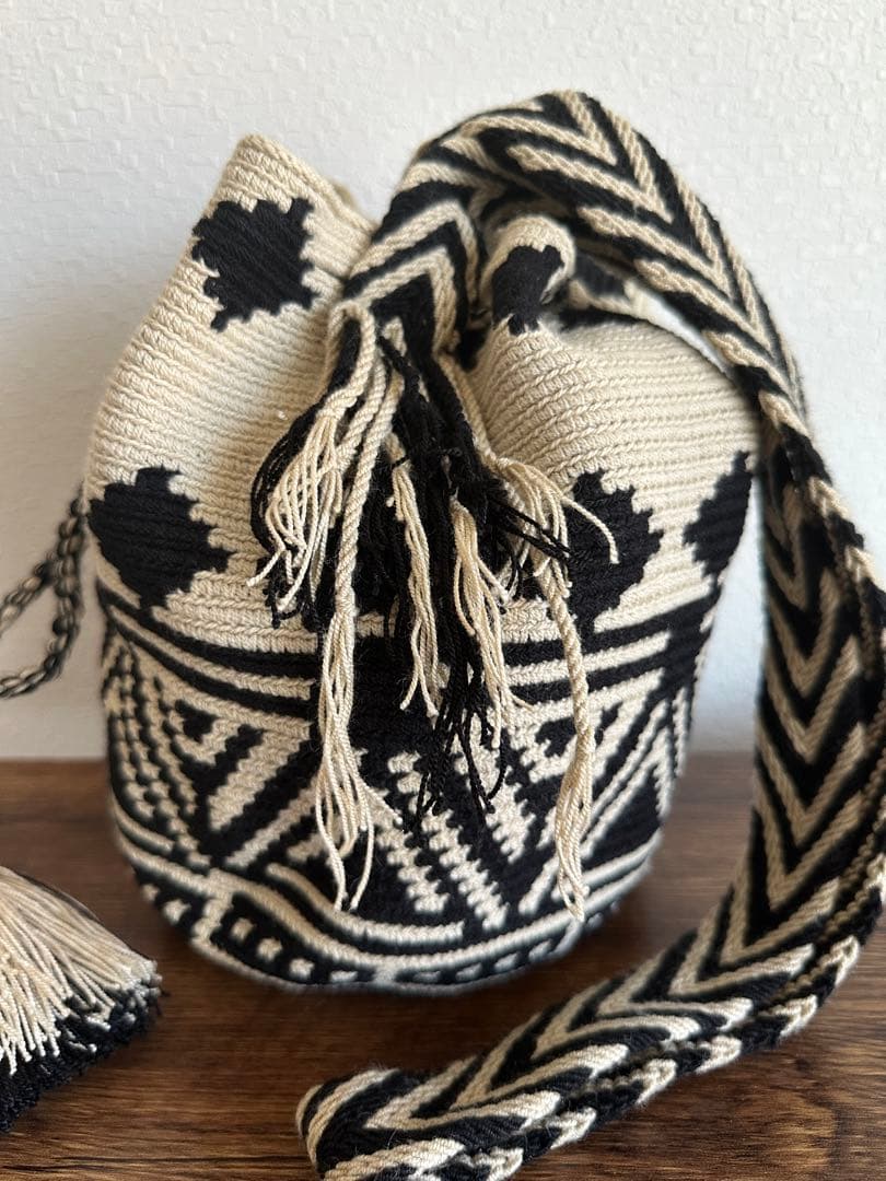 【ぺこさん専用】ワユーバッグ wayuu bag ショルダーバッグ 巾着バッグ