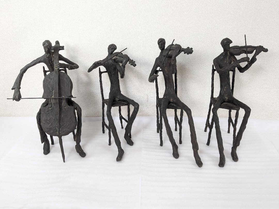 ブロンズ置物 キム・ボーン BURN 演奏者 バイオリン チェロ