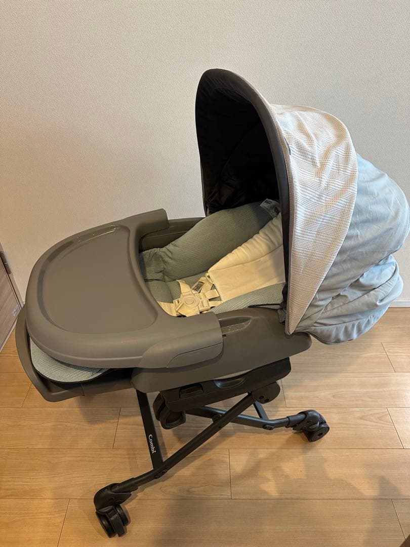 美品　ネムリラ　AUTO SWING ハイローチェア