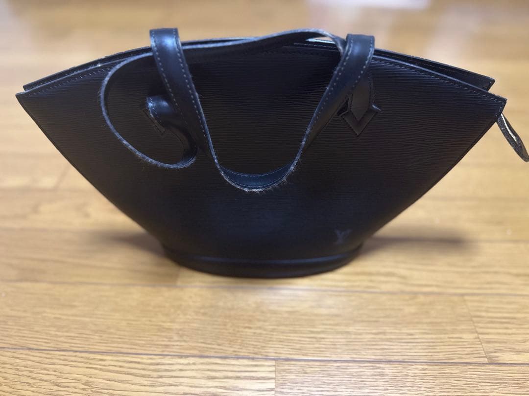 LOUIS VUITTON 黒　エピ　ノワール　サンジャク　ジャンク品