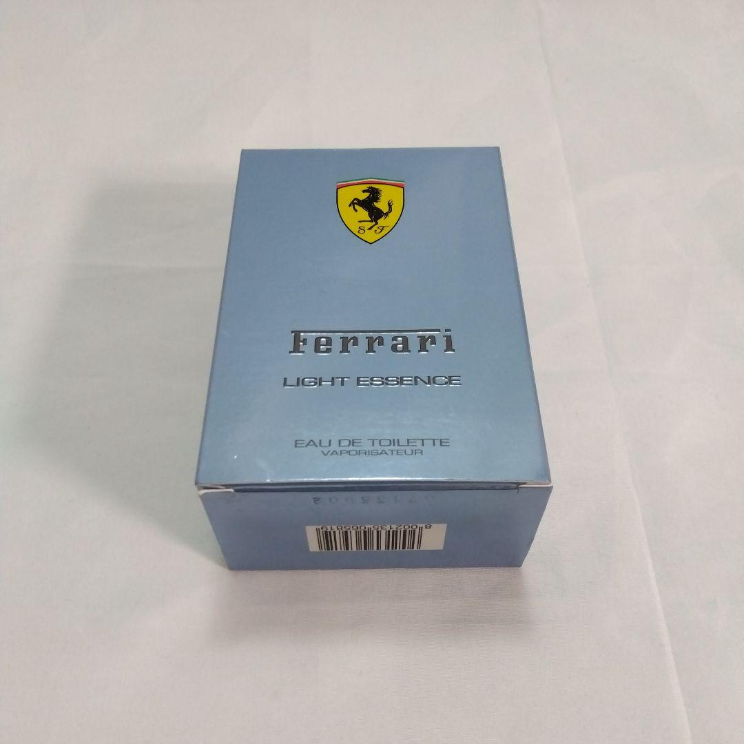 新品未使用★フェラーリ ライトエッセンス 75ml入り